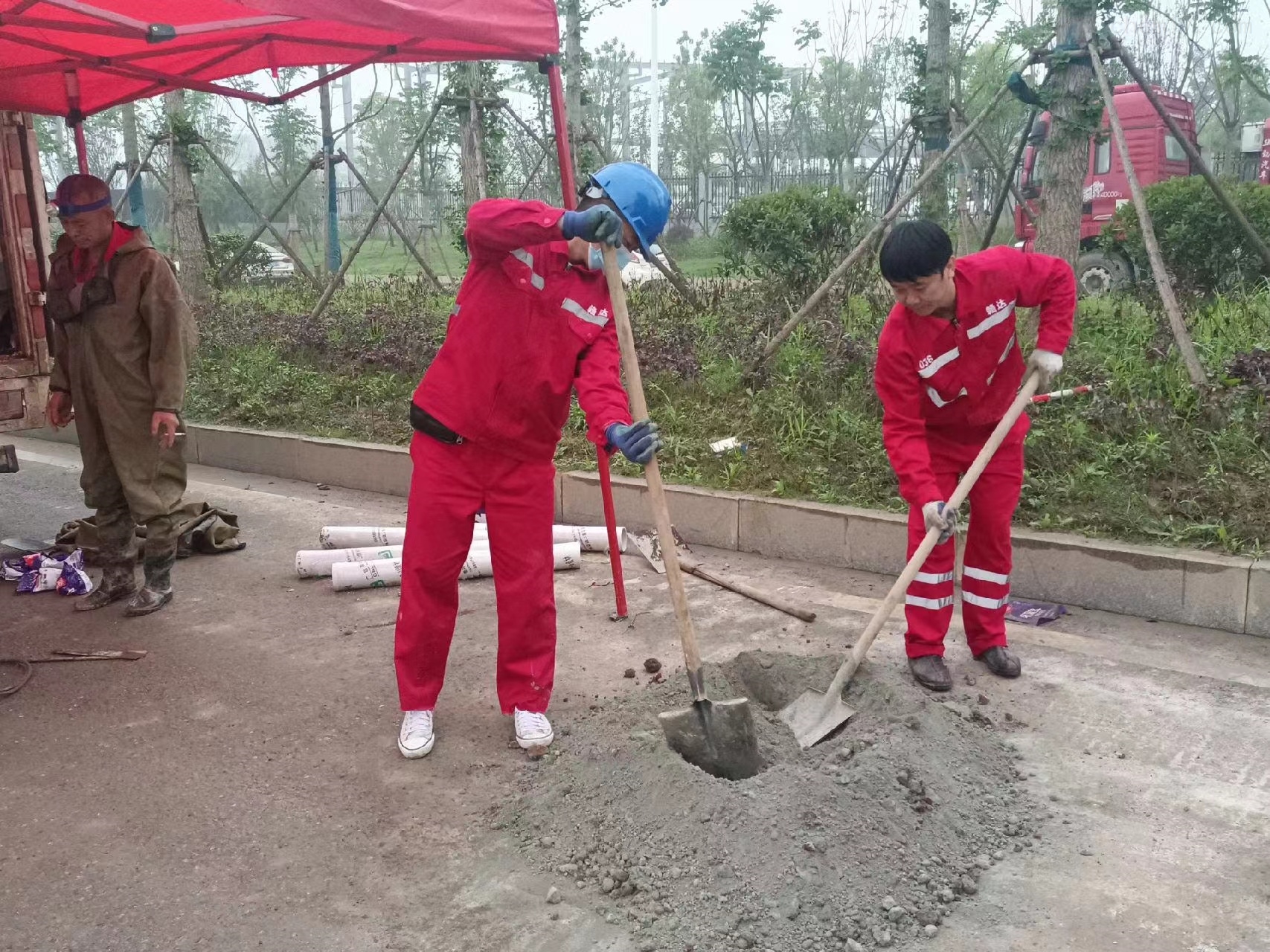 崖城镇管道疏通哪家好】及时进行市政管道清淤